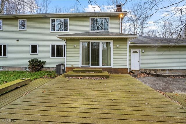 14280 Sweetbriar Lane, Novelty, OH 44072