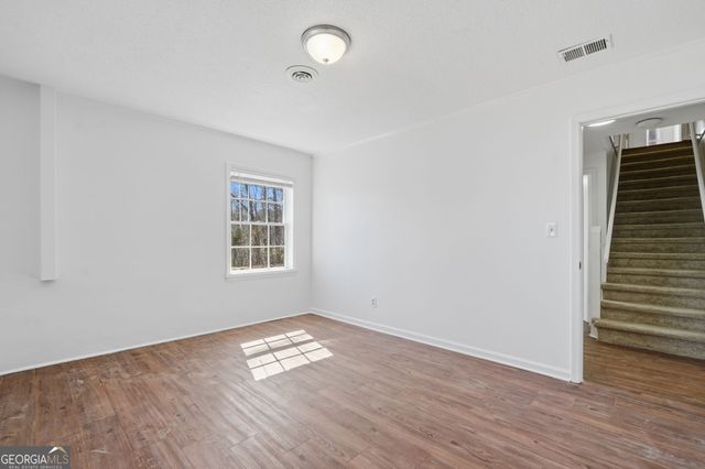 1460 Hillcrest Drive, Sugar Hill, GA 30518