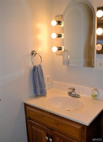 11 D Ville Place, Hannibal, MO 63401