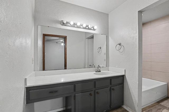 128 Sonora, Edmond, OK 73013