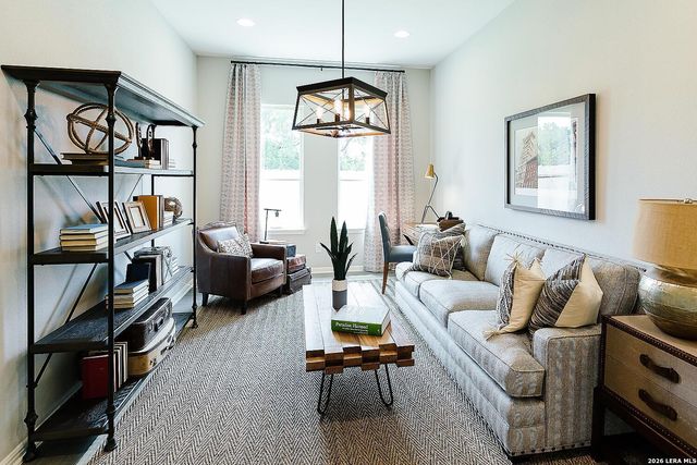 5233 Estates Oak Way, San Antonio, TX 78263