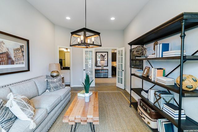 5233 Estates Oak Way, San Antonio, TX 78263