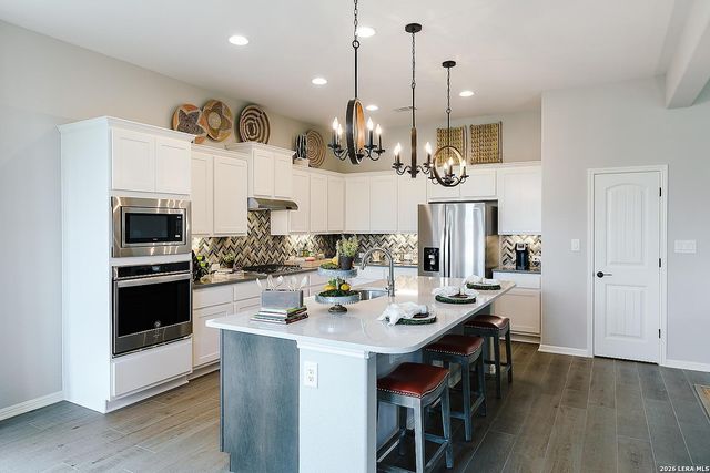 5233 Estates Oak Way, San Antonio, TX 78263