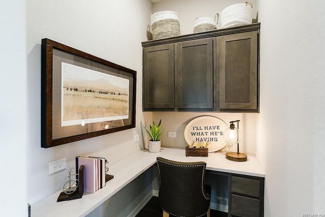 5233 Estates Oak Way, San Antonio, TX 78263