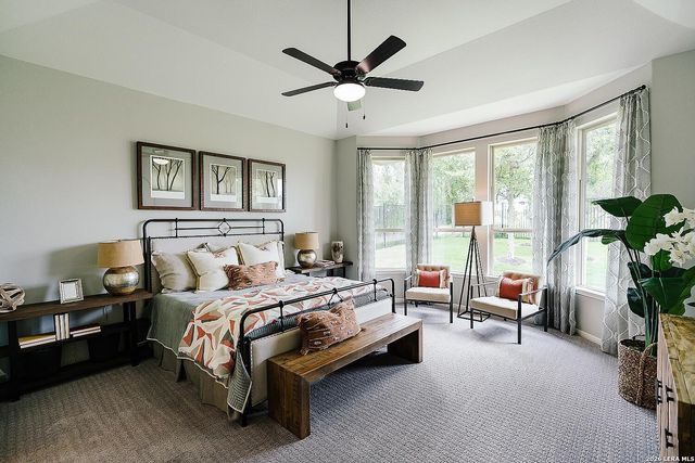 5233 Estates Oak Way, San Antonio, TX 78263