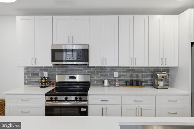 52 S FULTON AVE, Baltimore, MD 21223