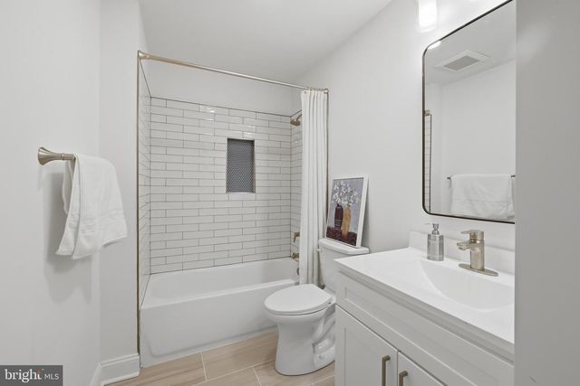 52 S FULTON AVE, Baltimore, MD 21223