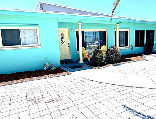113 174TH AVENUE E B, Redington Shores, FL 33708