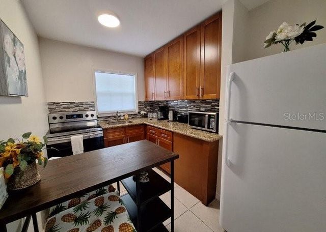 113 174TH AVENUE E B, Redington Shores, FL 33708