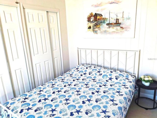 113 174TH AVENUE E B, Redington Shores, FL 33708
