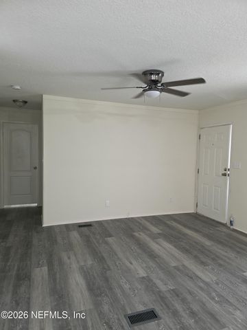 106 W MANITOBA Street, Florahome, FL 32140