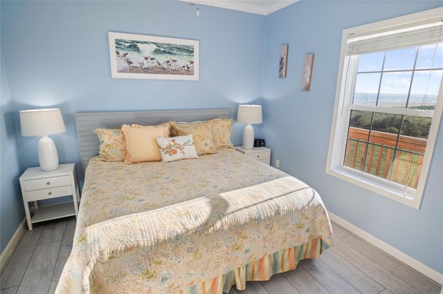 981 Dolly Street, Gilchrist, TX 77617