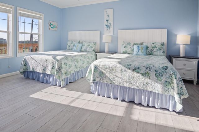 981 Dolly Street, Gilchrist, TX 77617