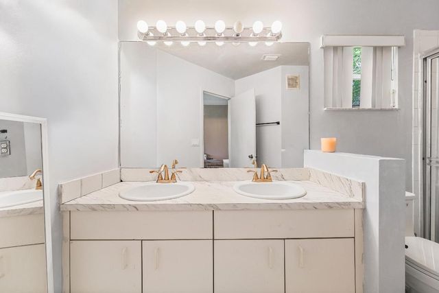 380 SW 122nd Avenue, Pembroke Pines, FL 33025