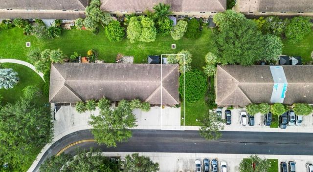 380 SW 122nd Avenue, Pembroke Pines, FL 33025