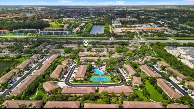 380 SW 122nd Avenue, Pembroke Pines, FL 33025