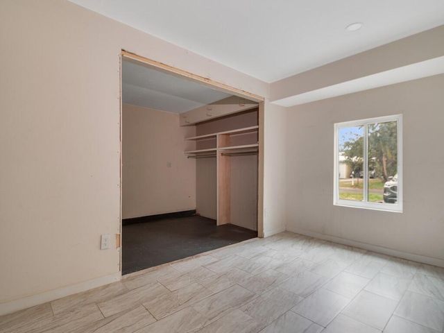 1846 24th Place SW, Vero Beach, FL 32962