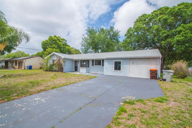1846 24th Place SW, Vero Beach, FL 32962