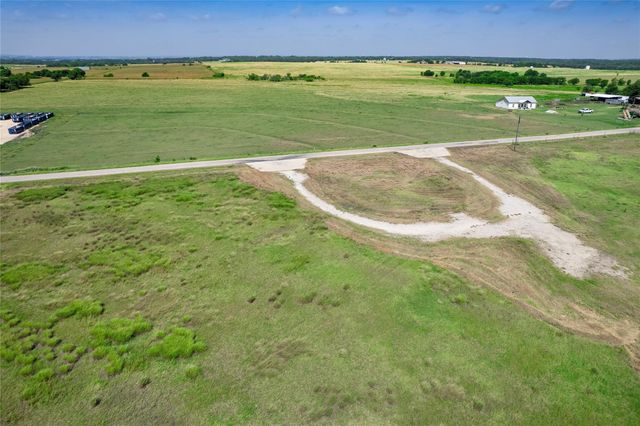 500 County Rd 161, Granger, TX 76530