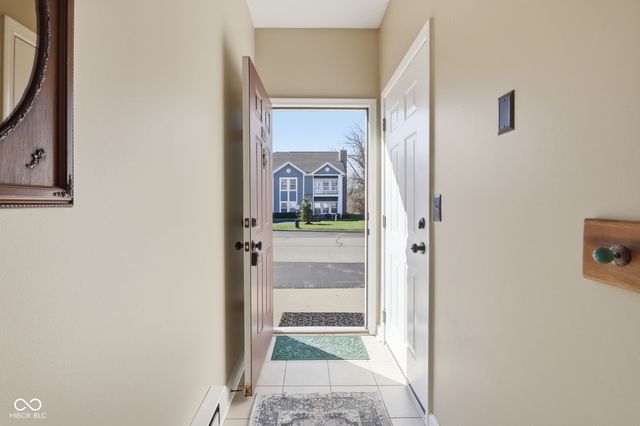 1232 Shadow Ridge Road, Indianapolis, IN 46280