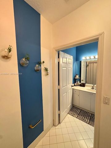 1236 NE 32nd Ave, Homestead, FL 33033