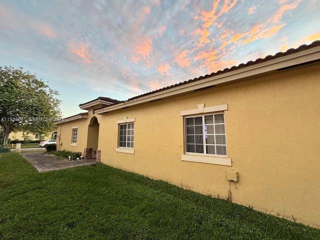 1236 NE 32nd Ave, Homestead, FL 33033