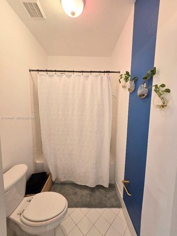 1236 NE 32nd Ave, Homestead, FL 33033