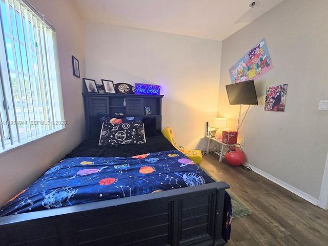 1236 NE 32nd Ave, Homestead, FL 33033