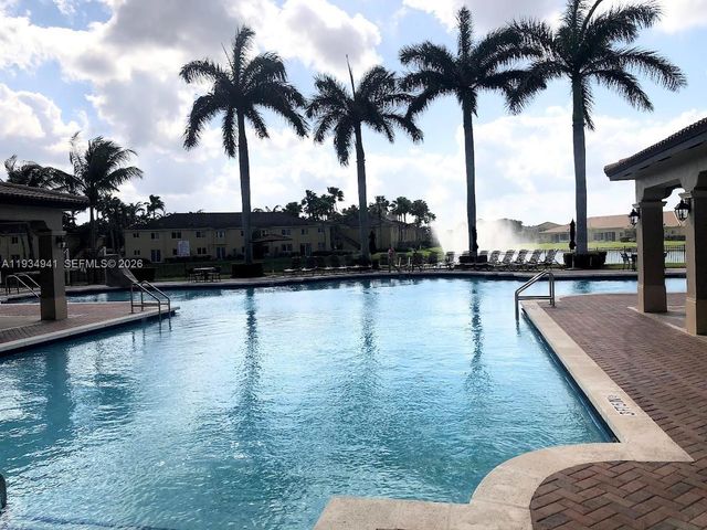 1236 NE 32nd Ave, Homestead, FL 33033