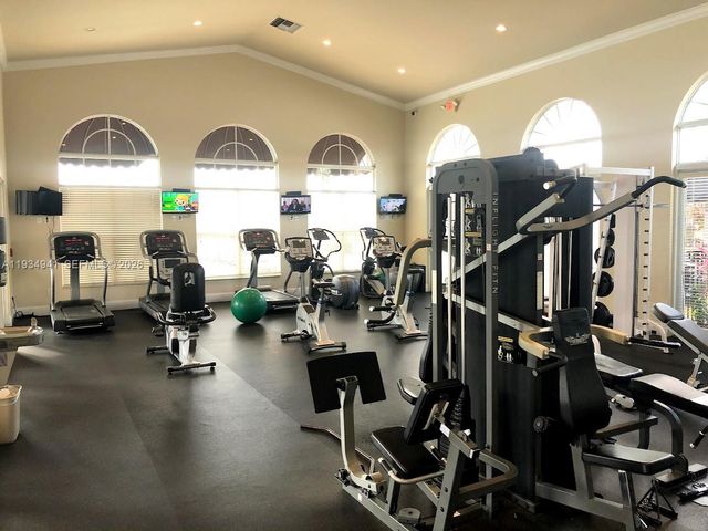 1236 NE 32nd Ave, Homestead, FL 33033