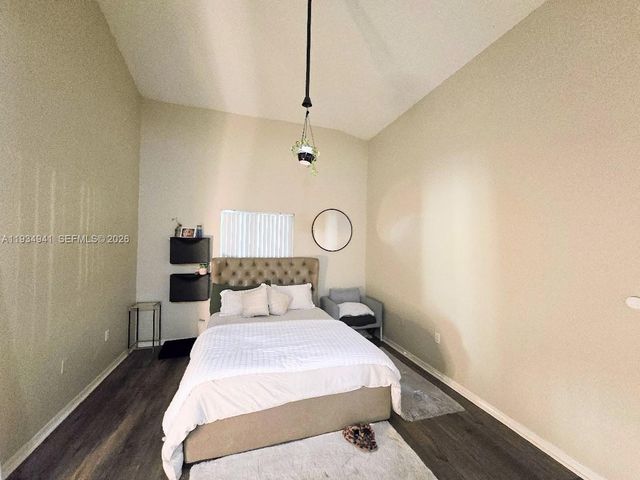 1236 NE 32nd Ave, Homestead, FL 33033