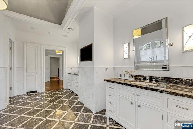 373 Hardenburgh Avenue, Demarest, NJ 07627