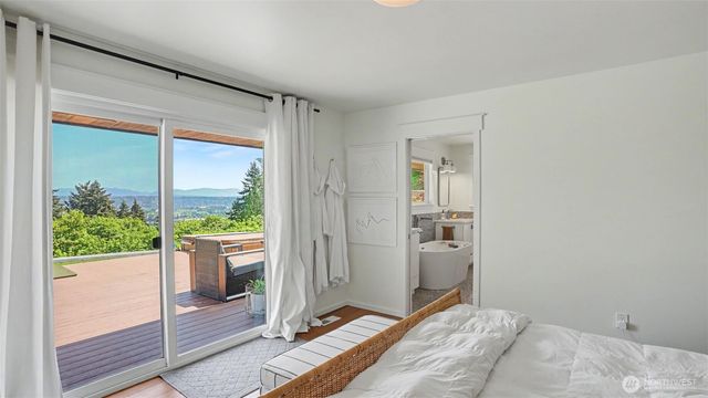 22010 34th Avenue S, Seatac, WA 98198
