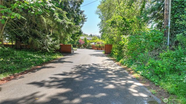 22010 34th Avenue S, Seatac, WA 98198