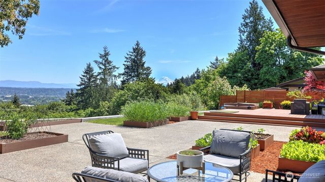 22010 34th Avenue S, Seatac, WA 98198