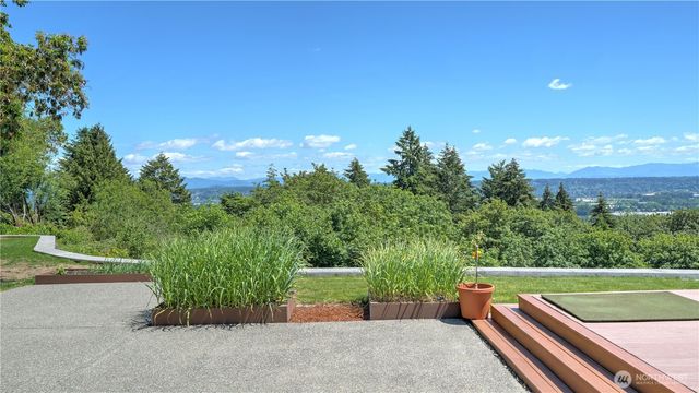 22010 34th Avenue S, Seatac, WA 98198