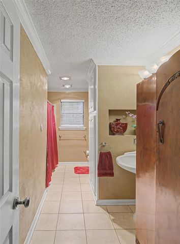 2700 Rhoda Drive, Shreveport, LA 71119