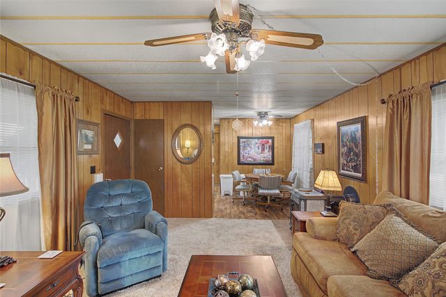 2700 Rhoda Drive, Shreveport, LA 71119