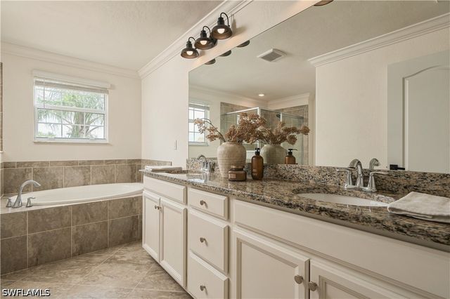 2109 Clementine ST, Naples, FL 34120