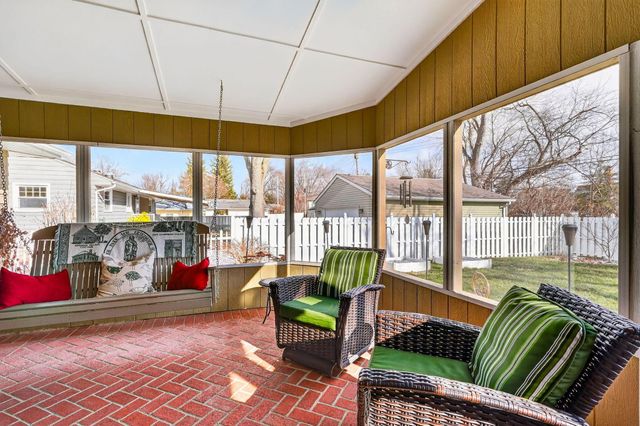 55 Elizabeth Street, Canal Winchester, OH 43110