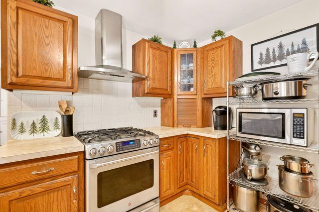 55 Elizabeth Street, Canal Winchester, OH 43110