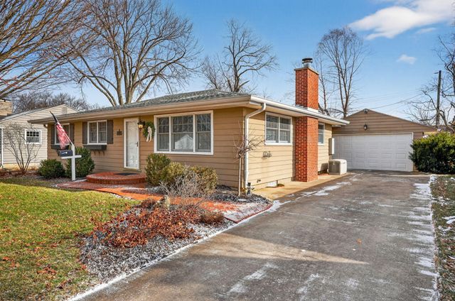 55 Elizabeth Street, Canal Winchester, OH 43110