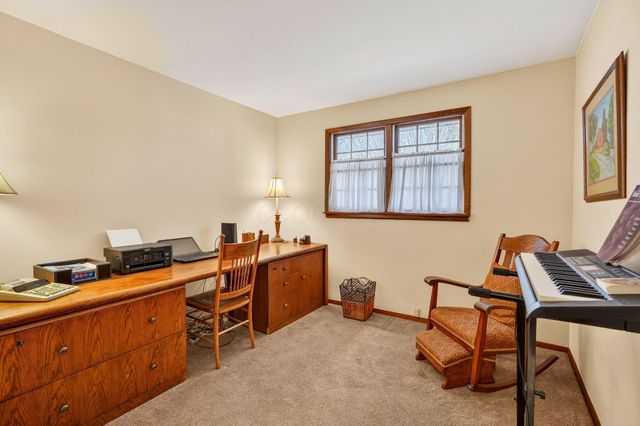 55 Elizabeth Street, Canal Winchester, OH 43110