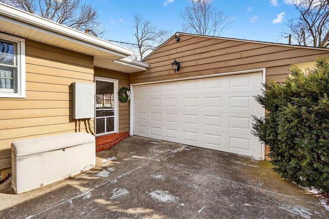 55 Elizabeth Street, Canal Winchester, OH 43110