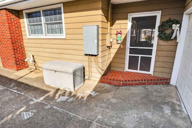 55 Elizabeth Street, Canal Winchester, OH 43110