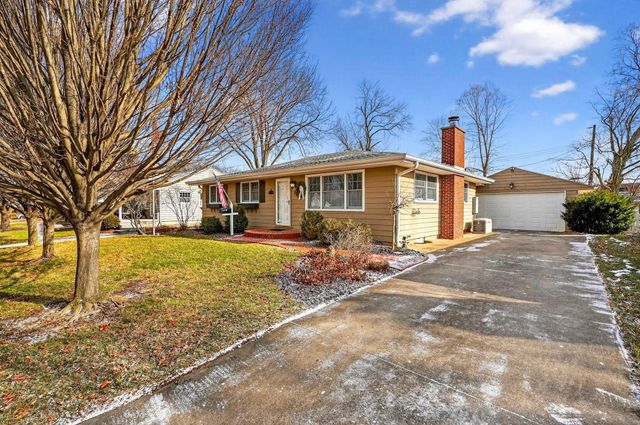 55 Elizabeth Street, Canal Winchester, OH 43110