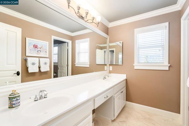 11 Hunters Ter, Danville, CA 94506