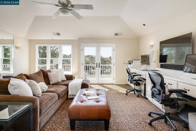 11 Hunters Ter, Danville, CA 94506