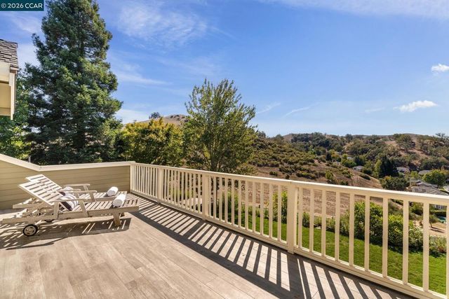11 Hunters Ter, Danville, CA 94506