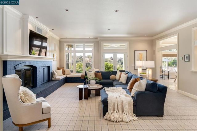 11 Hunters Ter, Danville, CA 94506